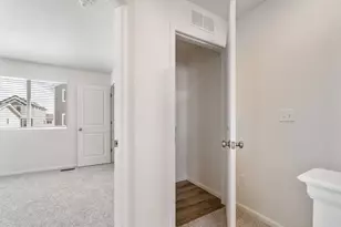 543 N Riverside Dr, Saratoga Springs, UT 84045 - Photo 11