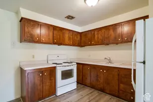 367 Overland Rd, Tooele, UT 84074 - Photo 5