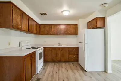 367 Overland Rd, Tooele, UT 84074 - Photo 3