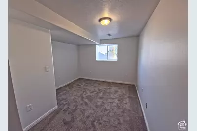 379 Utah Dr, Grantsville, UT 84029 - Photo 17