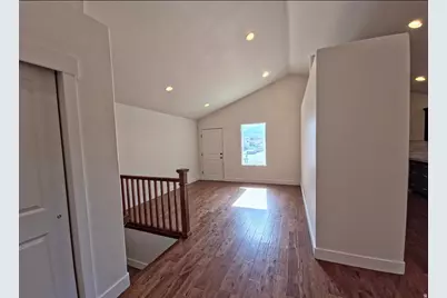 379 Utah Dr, Grantsville, UT 84029 - Photo 7