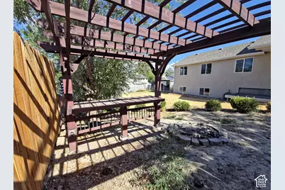 379 Utah Dr, Grantsville, UT 84029 - Photo 25