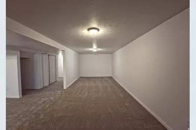 379 Utah Dr, Grantsville, UT 84029 - Photo 9