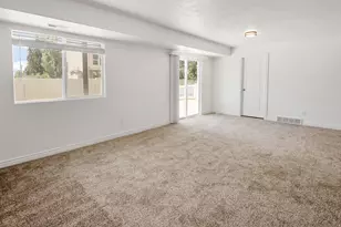 2049 N 700 W, West Bountiful, UT 84087 - Photo 25