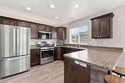 842 N Sapphire St, Morgan, UT 84050 - Photo 5