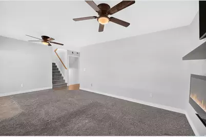 2432 W 1915 N, Clinton, UT 84015 - Photo 17
