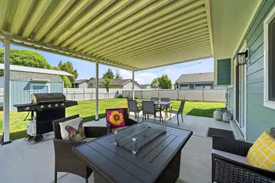 2432 W 1915 N, Clinton, UT 84015 - Photo 37
