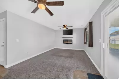 2432 W 1915 N, Clinton, UT 84015 - Photo 19