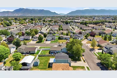 2432 W 1915 N, Clinton, UT 84015 - Photo 45