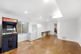 2065 E Jordan Way N, Eagle Mountain, UT 84005 - Photo 31
