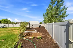 2065 E Jordan Way N, Eagle Mountain, UT 84005 - Photo 41