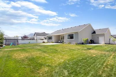 335 S Grant St, Mapleton, UT 84664 - Photo 31