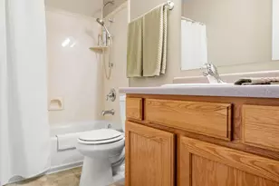 105 N Peregrine Ln W, Bountiful, UT 84010 - Photo 15