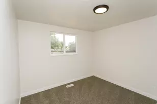 621 W Timpie Rd S, Tooele, UT 84074 - Photo 9