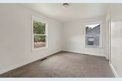 1065 E 420 St S, Provo, UT 84606 - Photo 9