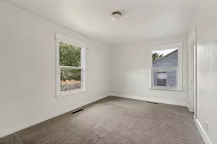 1065 E 420 St S, Provo, UT 84606 - Photo 9