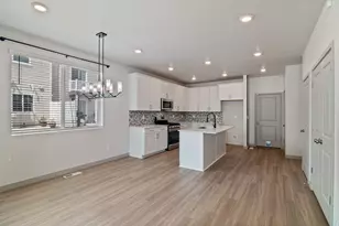 2138 N Chianti St W, Saratoga Springs, UT 84045 - Photo 3