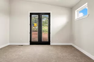 1073 S Mountain Meadow Dr, Garden City, UT 84028 - Photo 33