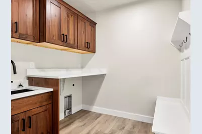 1073 S Mountain Meadow Dr, Garden City, UT 84028 - Photo 29