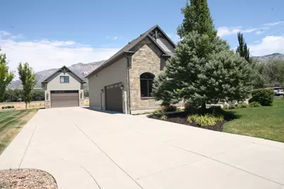 602 W 2825 N, Pleasant View, UT 84414 - Photo 3