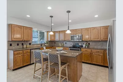 178 E Thornberry Dr, Draper, UT 84020 - Photo 9
