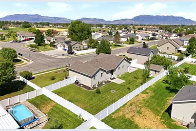 4883 W 175 N, West Point, UT 84015 - Photo 35
