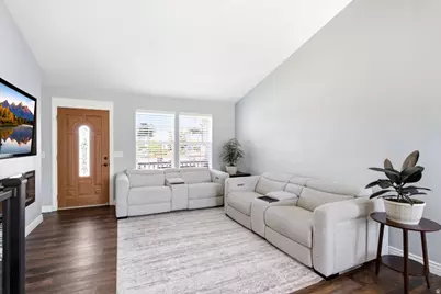 4883 W 175 N, West Point, UT 84015 - Photo 3