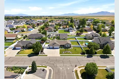 4883 W 175 N, West Point, UT 84015 - Photo 37