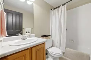1665 Pages Pl Dr, Bountiful, UT 84010 - Photo 27
