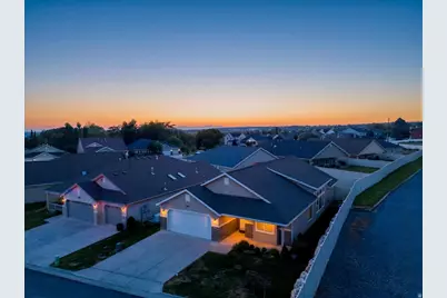 2195 E 1075 N, Layton, UT 84040 - Photo 37