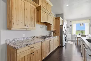 5207 W 9600 S, Payson, UT 84651 - Photo 11
