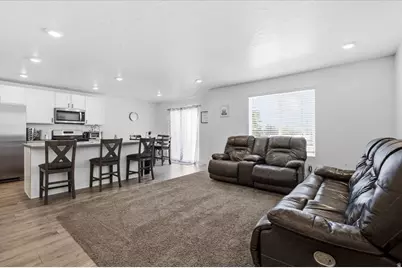 18 N Wayne Way, Grantsville, UT 84029 - Photo 7