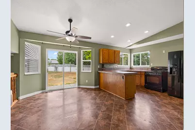 427 S 700 W, Lehi, UT 84043 - Photo 31