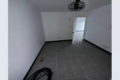 545 W 600 S, Woods Cross, UT 84010 - Photo 23