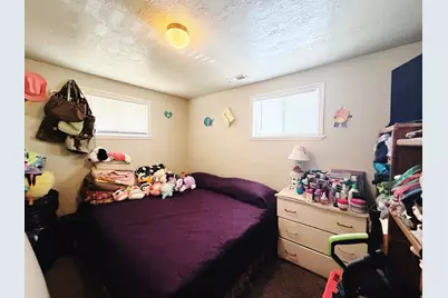 2339 N 300 W, Sunset, UT 84015 - Photo 9