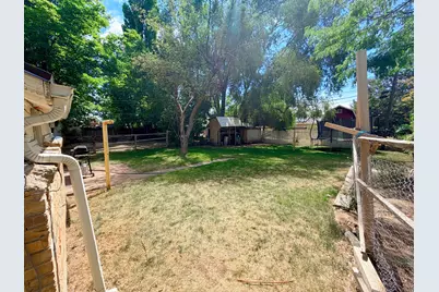 2339 N 300 W, Sunset, UT 84015 - Photo 7
