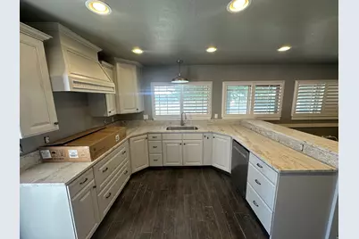 3147 S Vernal Ave Ave, Vernal, UT 84078 - Photo 7