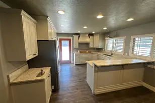 3147 S Vernal Ave Ave, Vernal, UT 84078 - Photo 5