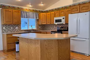 7922 S 2325 E, South Weber, UT 84405 - Photo 11