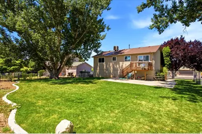 2087 W 1630 N, Clinton, UT 84015 - Photo 27