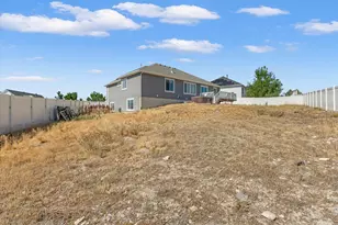 1038 W Meridian Dr N, Saratoga Springs, UT 84045 - Photo 29