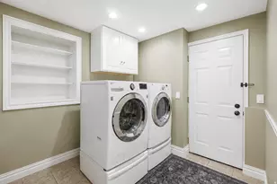 264 N 1500 E, Layton, UT 84040 - Photo 33