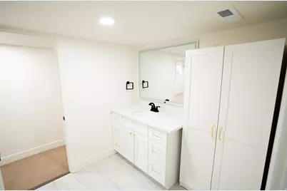 1211 E Brekenridge Dr, Murray, UT 84117 - Photo 39