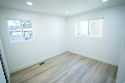 1211 E Brekenridge Dr, Murray, UT 84117 - Photo 27