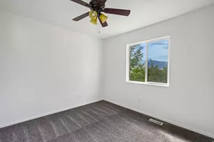 1204 E 3225 N, Layton, UT 84040 - Photo 19