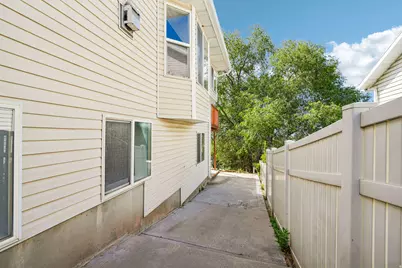 1204 E 3225 N, Layton, UT 84040 - Photo 37