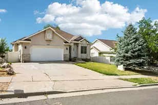1204 E 3225 N, Layton, UT 84040 - Photo 9