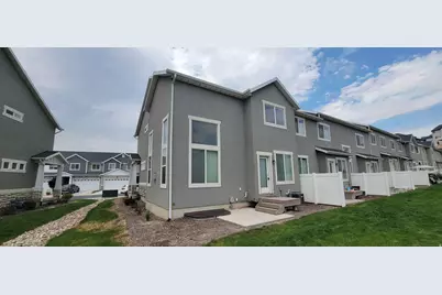 274 N Eaglewood Dr W, Saratoga Springs, UT 84045 - Photo 3
