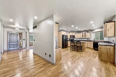 768 S 1900 W, Marriott-Slaterville City, UT 84404 - Photo 37