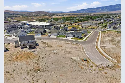 9602 N Bluebell Dr #401, Eagle Mountain, UT 84005 - Photo 5